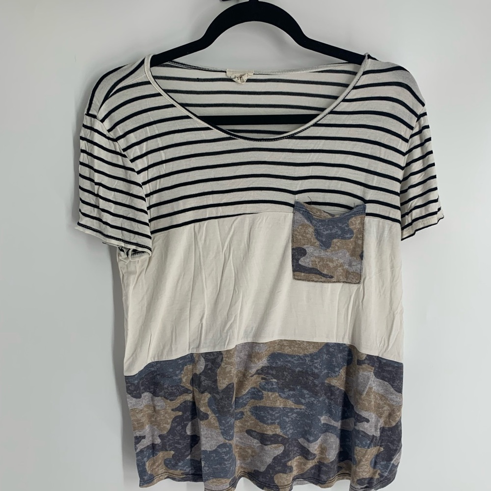🌞 7th Ray camo striped t shirt